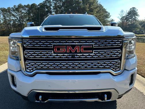 2023 GMC Sierra 2500 Denali