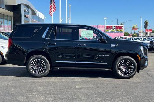 Onyx Black 2026 GMC Yukon Elevation
