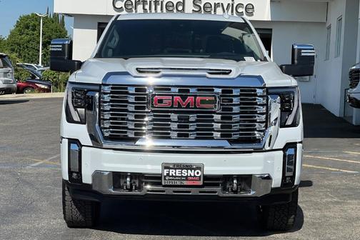 Glacier White 2026 GMC Sierra 2500 Denali