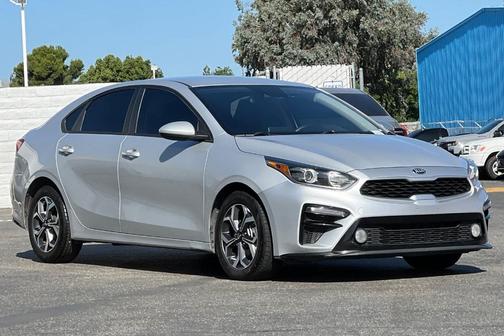 Silky Silver 2021 Kia Forte LXS