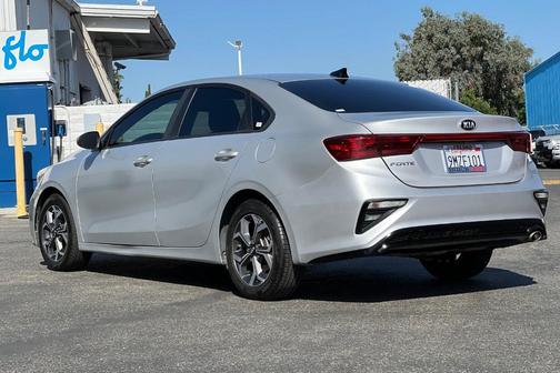 Silky Silver 2021 Kia Forte LXS