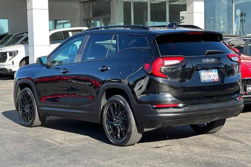 Ebony Twilight Metallic 2023 GMC Terrain SLE