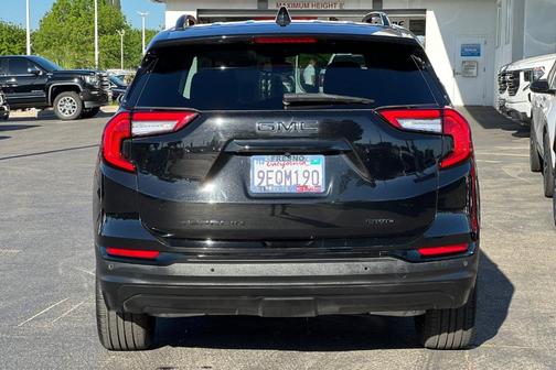 Ebony Twilight Metallic 2023 GMC Terrain SLE