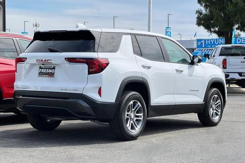 Summit White 2026 GMC Terrain Elevation