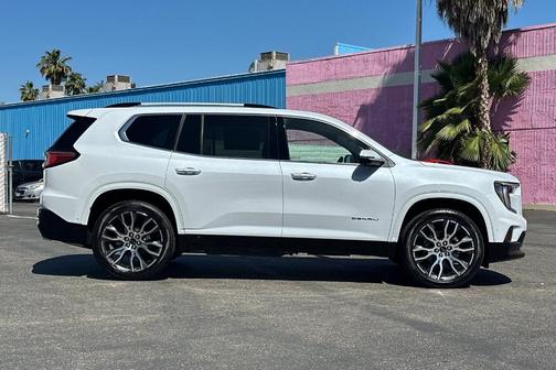 Glacier White 2026 GMC Acadia DENALI ULTIMATE