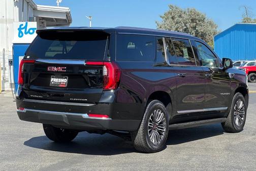 Onyx Black 2026 GMC Yukon XL Elevation