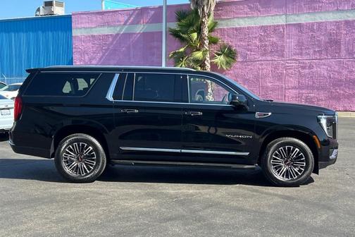 Onyx Black 2026 GMC Yukon XL Elevation