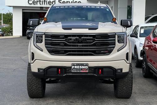 Dune 2026 GMC Sierra 1500 AT4