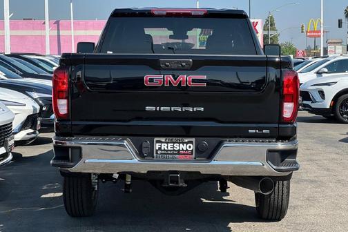 Onyx Black 2026 GMC Sierra 2500 SLE