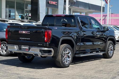 Onyx Black 2026 GMC Sierra 1500 SLT