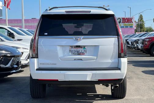 Crystal White Tri-Coat 2020 Cadillac Escalade Premium Luxury