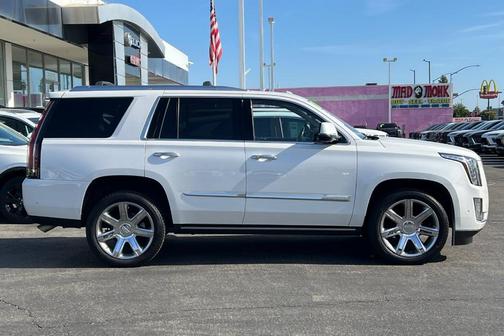 Crystal White Tri-Coat 2020 Cadillac Escalade Premium Luxury