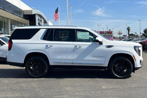 Summit White 2026 GMC Yukon Elevation