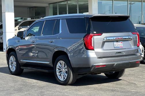 Satin Steel Metallic 2022 GMC Yukon SLT