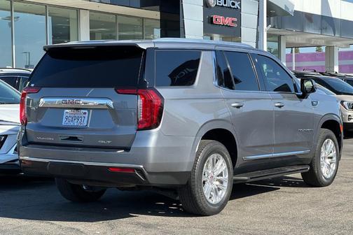 Satin Steel Metallic 2022 GMC Yukon SLT