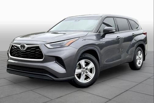 Magnetic Gray Metallic 2022 Toyota Highlander L