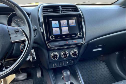 Labrador Black Pearl 2024 Mitsubishi Outlander Sport 2.0 Trail Edition AWC