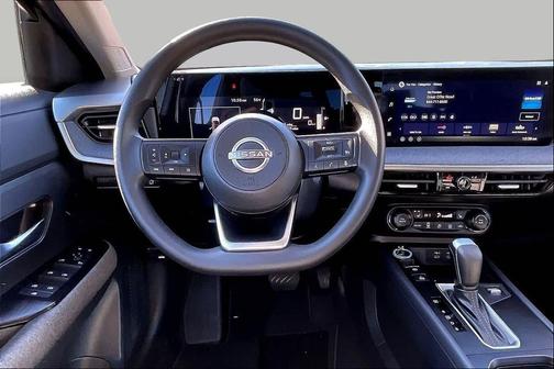 Deep Blue Pearl 2026 Nissan Kicks SV