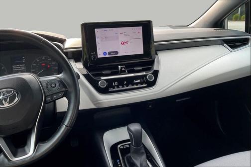 Classic Silver Metallic 2023 Toyota Corolla SE