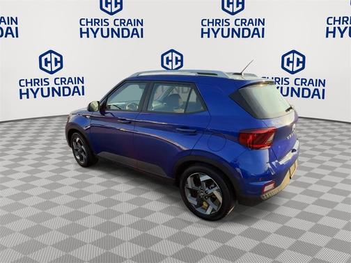 2024 Hyundai VENUE SEL