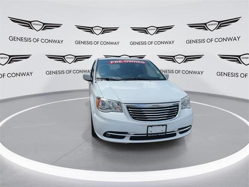 2016 Chrysler Town & Country Touring