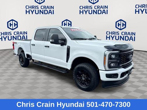 Oxford White 2023 Ford F-250 XL