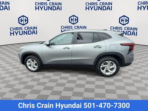 Sterling Gray Metallic 2024 Chevrolet Trax LS