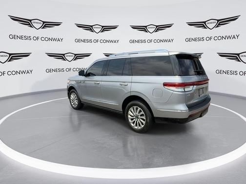 Radiance Metallic 2024 Lincoln Navigator Premiere