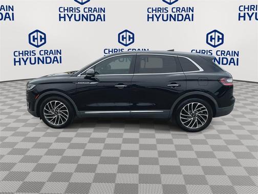 2019 Lincoln Nautilus Reserve