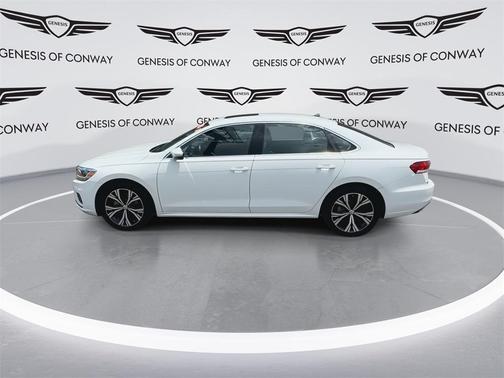 2022 Volkswagen Passat 2.0T SE