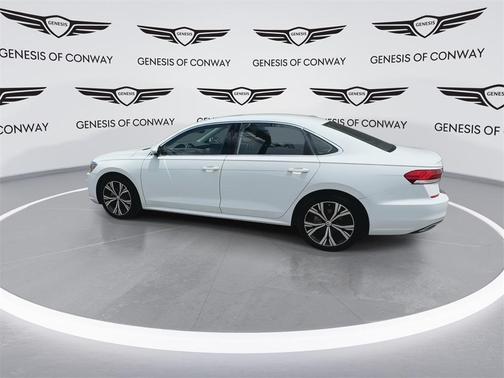 2022 Volkswagen Passat 2.0T SE