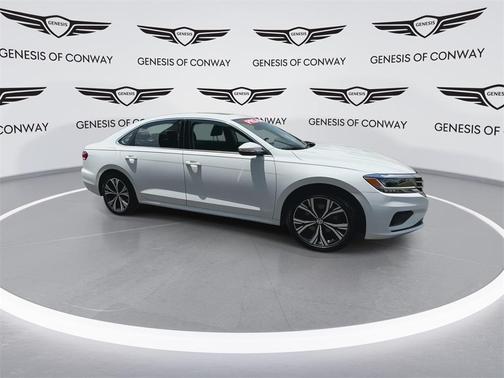 2022 Volkswagen Passat 2.0T SE