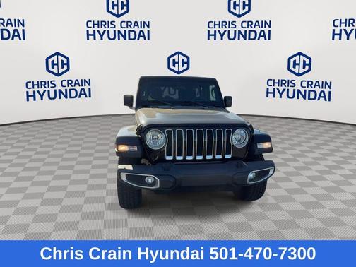 Black Clearcoat 2020 Jeep Wrangler Unlimited Sahara