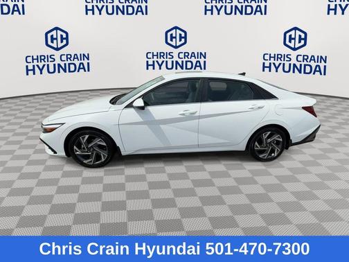 White 2025 Hyundai ELANTRA Limited