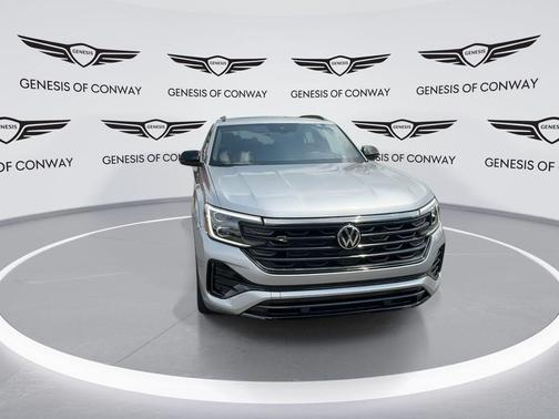 Silver Mist Metallic 2025 Volkswagen Atlas Cross Sport 2.0T SEL R-Line Black