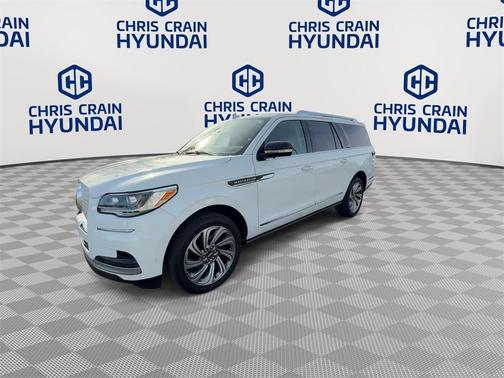 2023 Lincoln Navigator L Reserve