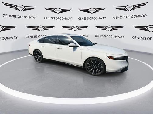 2023 Honda Accord Hybrid Touring