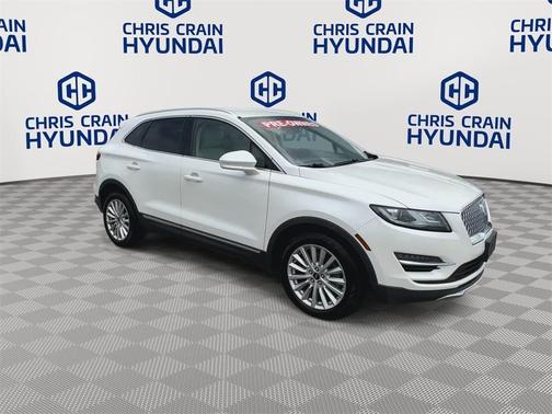 2019 Lincoln MKC Standard