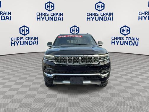 2022 Jeep Grand Wagoneer Series III