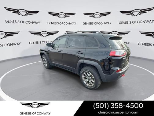 2022 Jeep Cherokee Trailhawk