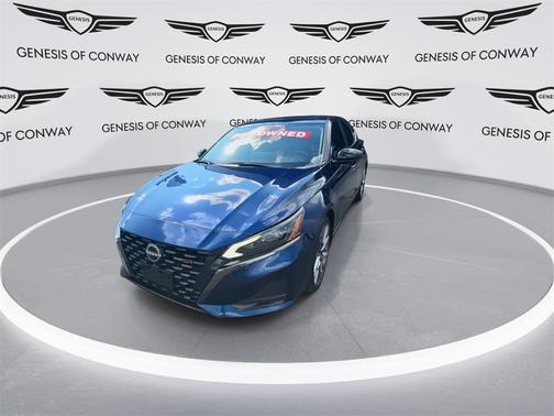 2023 Nissan Altima 2.0 SR