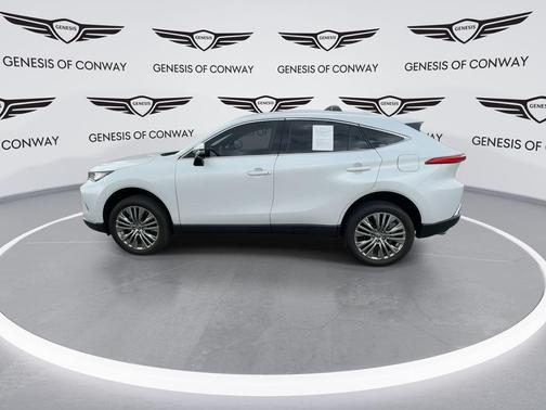 Pearl 2024 Toyota Venza XLE