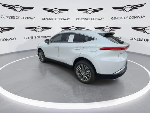 Pearl 2024 Toyota Venza XLE