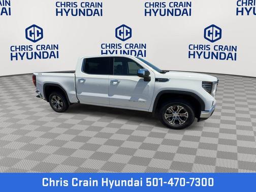 Summit White 2025 GMC Sierra 1500 SLT