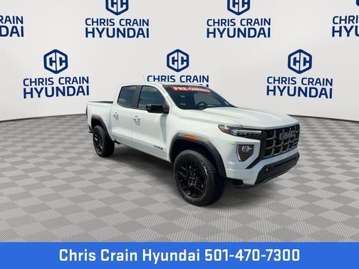 Summit White 2025 GMC Canyon AT4
