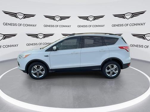 Oxford White 2016 Ford Escape SE