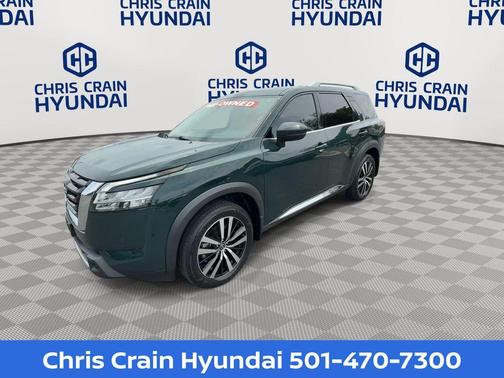 Obsidian Green 2024 Nissan Pathfinder Platinum