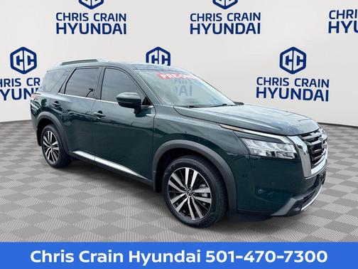Obsidian Green 2024 Nissan Pathfinder Platinum