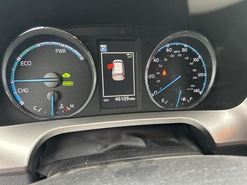 2018 Toyota RAV4 Hybrid XLE