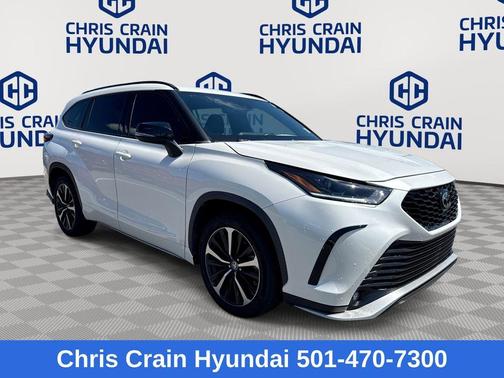 Blizzard Pearl 2021 Toyota Highlander XSE